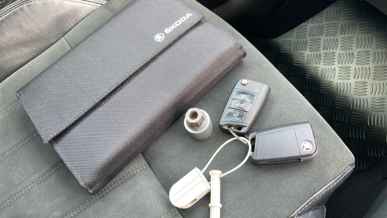 Skoda Karoq 2.0 TDI SE L 5dr Diesel Estate